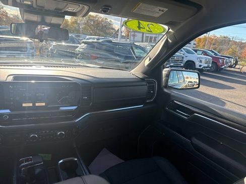 Certified 2024 GMC Sierra 1500 Elevation image 15