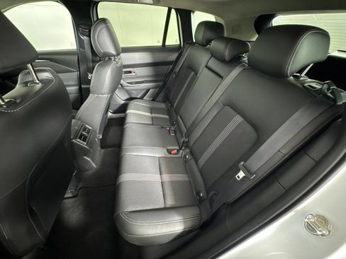 Used 2025 MAZDA CX-50 AWD 2.5 S w/ Premium Package image 36