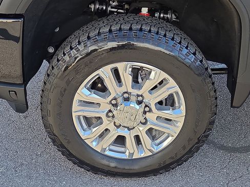 Used 2020 GMC Sierra 2500 Denali w/ Denali Ultimate Package image 7