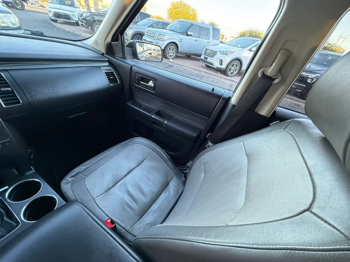 Used 2018 Ford Flex SEL w/ Equipment Group 202A FWD image 45