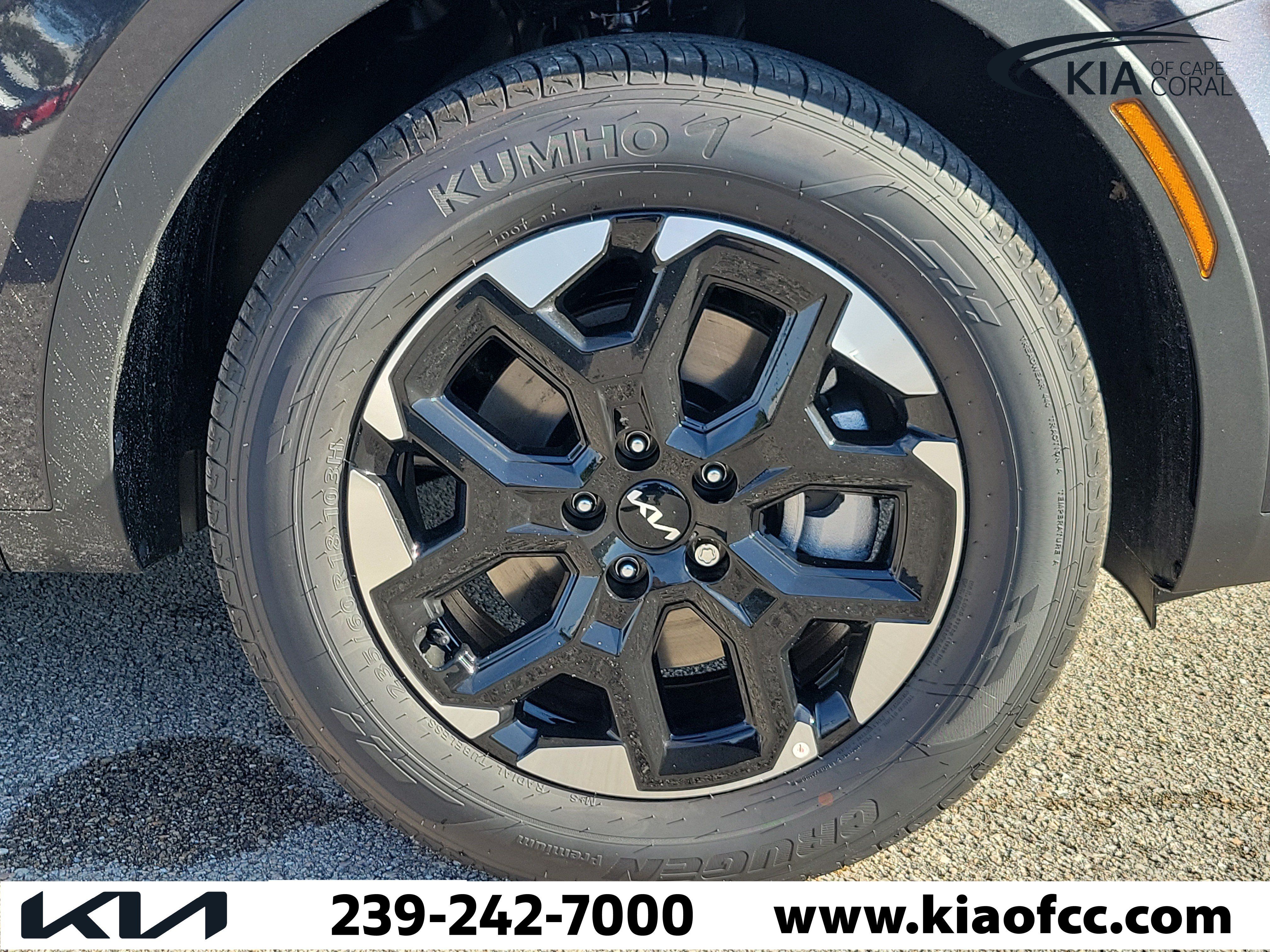 New 2026 Kia Sorento S FWD image 6