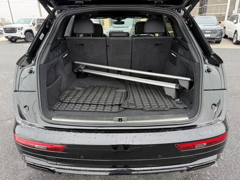 Certified 2024 Audi Q5 e Prestige w/ Prestige Package image 18