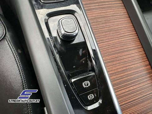 Used 2022 Volvo S60 B5 Inscription image 33