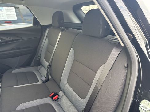 Used 2023 Chevrolet TrailBlazer LT w/ Convenience Package image 18