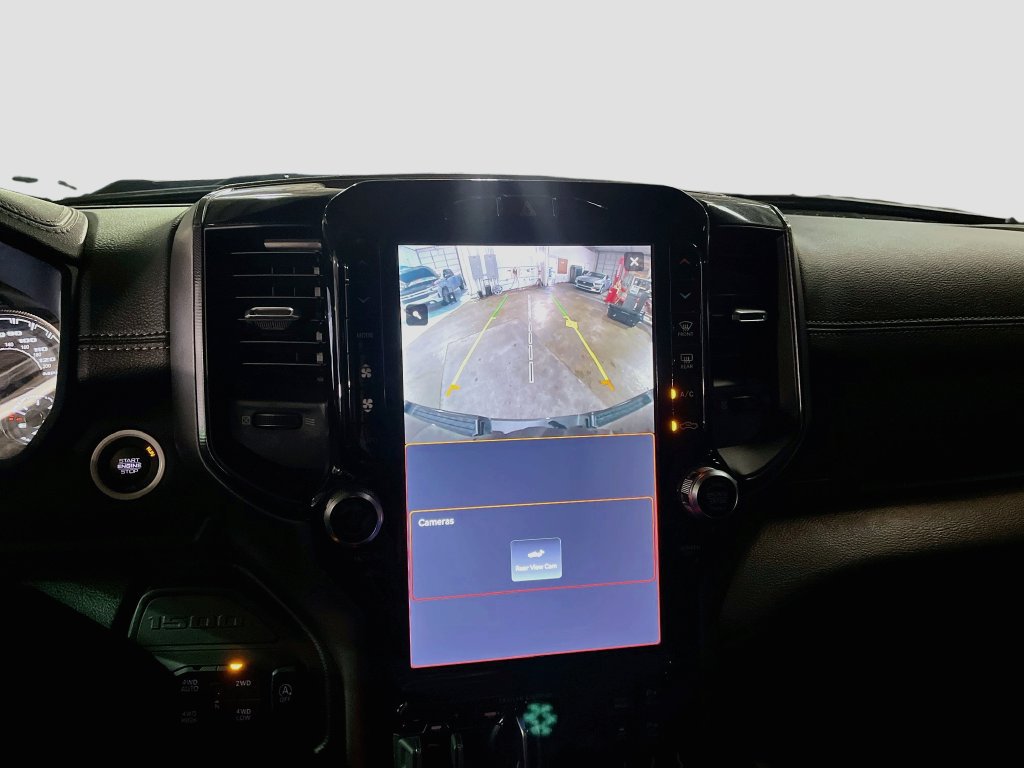 Used 2022 RAM 1500 Laramie AWD/4WD image 14