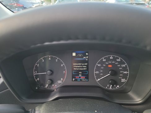 Used 2024 Toyota Corolla Cross LE image 24