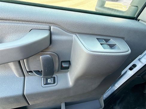 New 2025 Chevrolet Express 3500 3500 VAN 139 w/ Power Convenience Package image 10