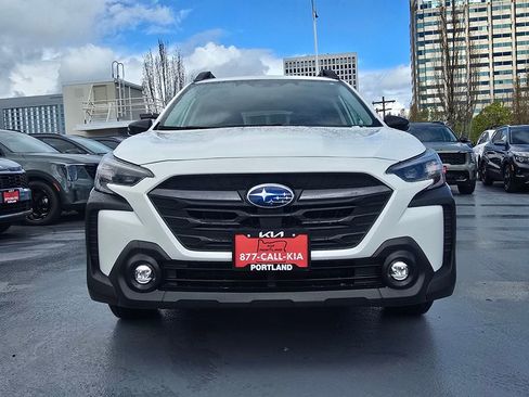 Used 2023 Subaru Outback Premium AWD/4WD image 8