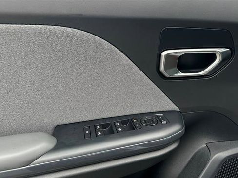 New 2025 Kia K4 EX image 11