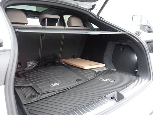 New 2025 Audi Q5 Prestige image 28