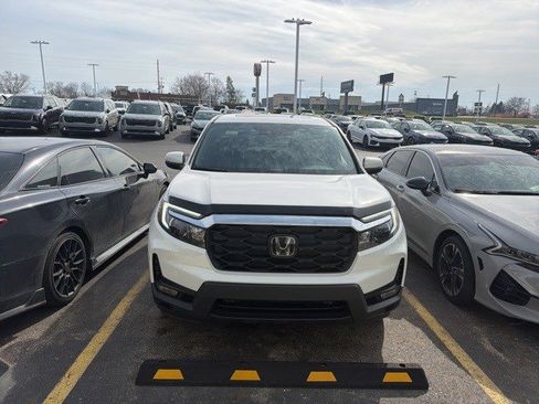 Used 2023 Honda Passport EX-L image 8