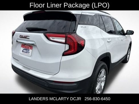Used 2022 GMC Terrain SLE w/ Driver Convenience Package image 7