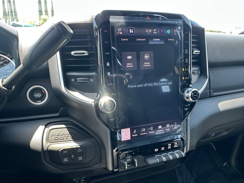 New 2026 RAM 2500 Big Horn AWD/4WD image 25