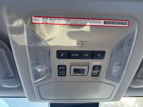 Used 2025 Toyota RAV4 XLE image 26