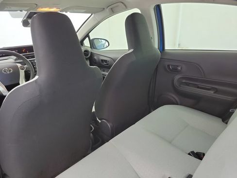 Used 2017 Toyota Prius C One FWD image 14