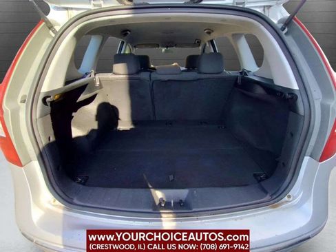 Used 2012 Hyundai Elantra GLS FWD image 9
