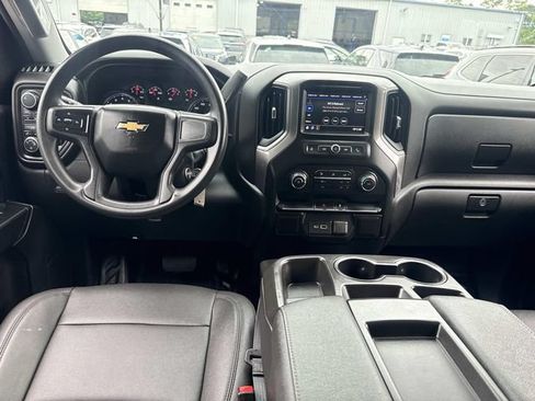 Used 2021 Chevrolet Silverado 1500 W/T AWD/4WD image 14