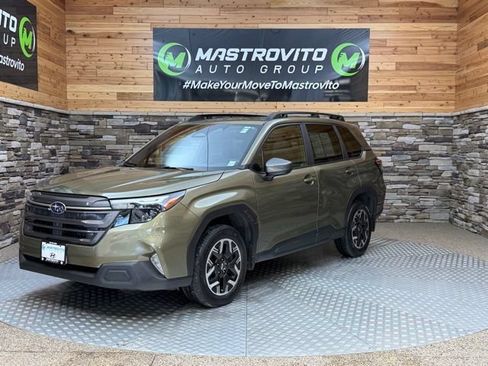 Used 2025 Subaru Forester Premium w/ Convenience Package #1 AWD/4WD image 5
