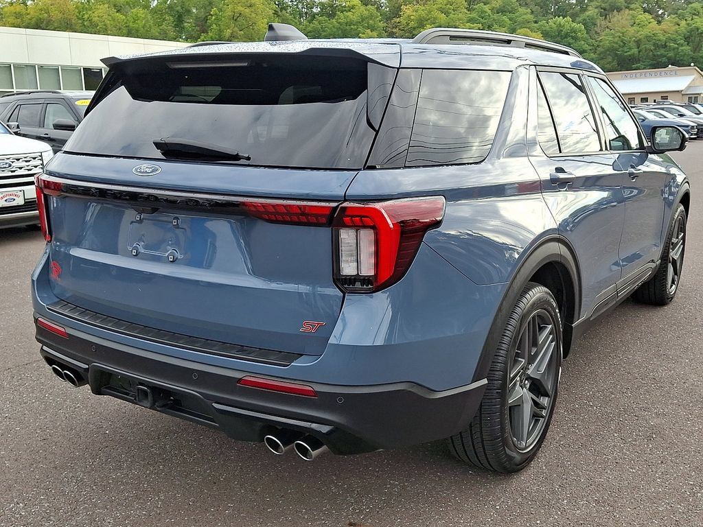 Certified 2025 Ford Explorer ST w/ Sun And Sound Package AWD/4WD image 10