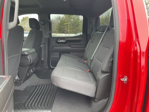 Used 2023 Chevrolet Silverado 1500 LT AWD/4WD image 31