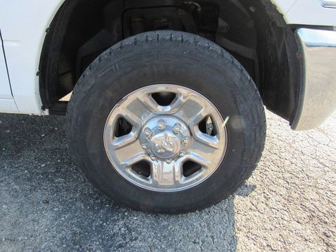 Used 2018 RAM 2500 Tradesman w/ Chrome Appearance Group AWD/4WD image 10