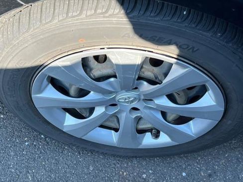 Certified 2021 Toyota Corolla LE image 22