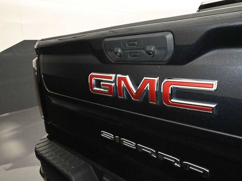 Used 2024 GMC Sierra 2500 AT4 w/ AT4 Premium Plus Package AWD/4WD image 37