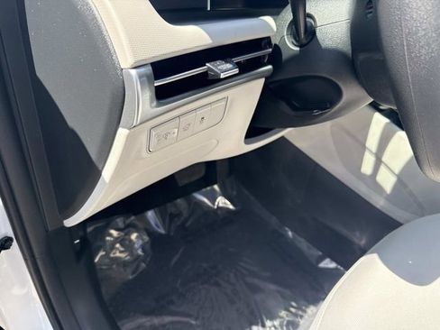 Used 2025 Hyundai Tucson SEL AWD/4WD image 22