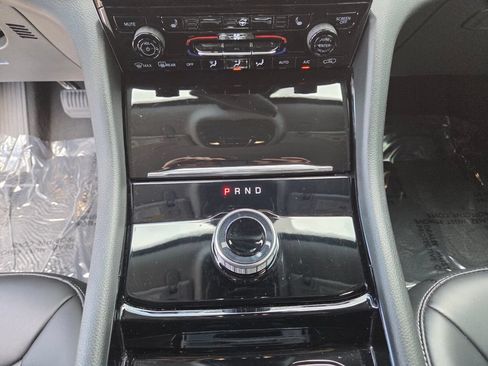 Used 2023 Jeep Grand Cherokee Limited RWD image 33