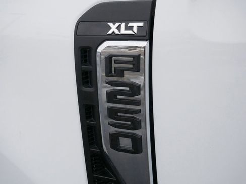 Certified 2023 Ford F250 XLT w/ FX4 Off-Road Package image 20