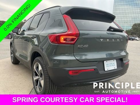 New 2026 Volvo XC40 B4 Core image 10