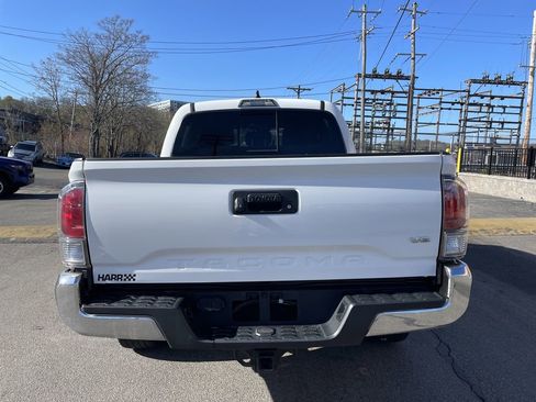 Used 2020 Toyota Tacoma TRD Off-Road image 4