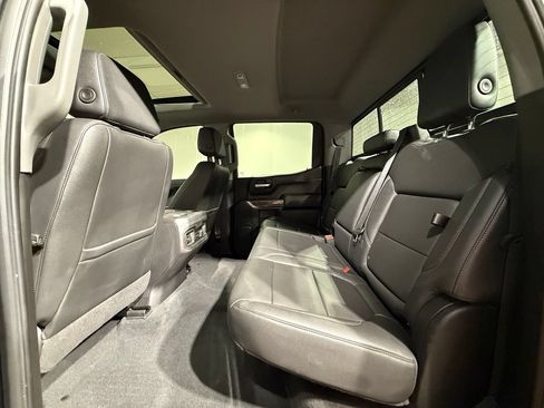 Used 2021 Chevrolet Silverado 1500 LT Trail Boss w/ Convenience Package II AWD/4WD image 19