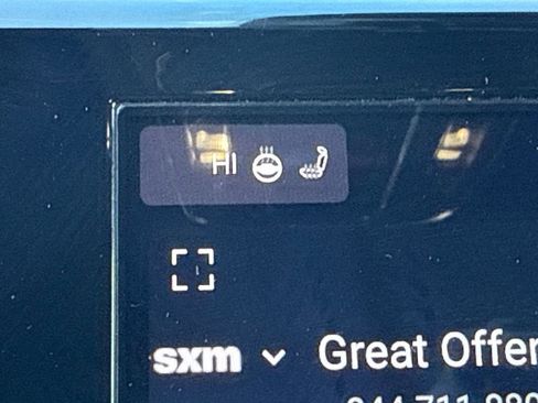 Used 2024 Jeep Grand Cherokee L Laredo image 32