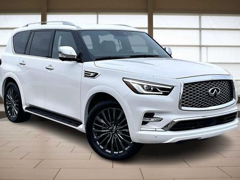 Used 2023 INFINITI QX80 Sensory w/ Cargo Package image 12