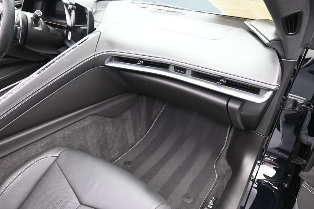Used 2023 Chevrolet Corvette Stingray Premium Conv w/ Battery Protection Package RWD image 27