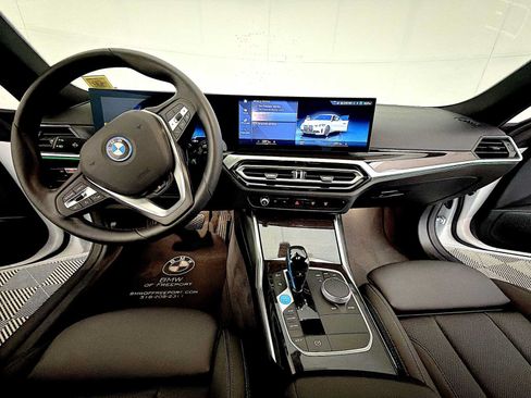Used 2023 BMW i4 eDrive40 w/ Premium Package RWD image 12