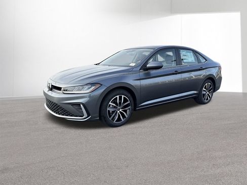 New 2026 Volkswagen Jetta SE FWD image 4
