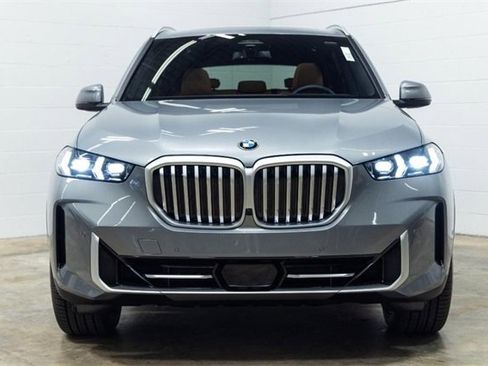 Certified 2025 BMW X5 xDrive40i w/ Premium Package image 8