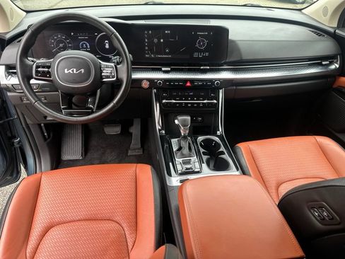 Used 2024 Kia Carnival SX Prestige FWD image 26