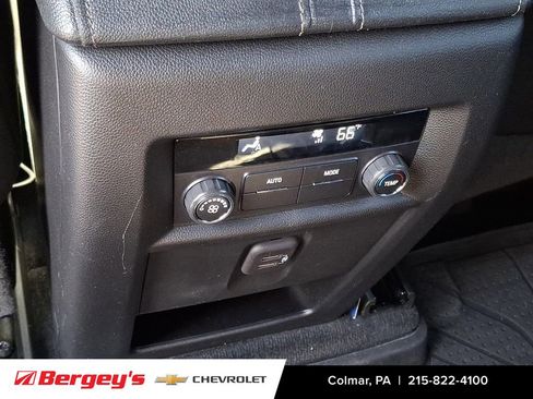 Certified 2023 Chevrolet Traverse LT w/ LPO, Floor Liner Package image 15