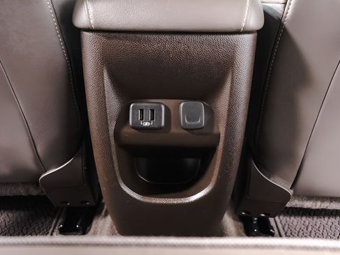 Used 2022 GMC Canyon Denali AWD/4WD image 33