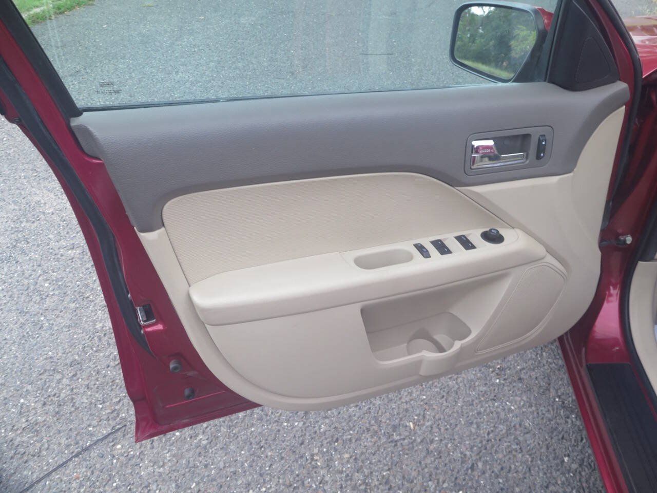 Used 2007 Mercury Milan Premier AWD/4WD image 18