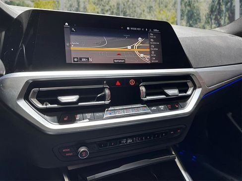 Used 2021 BMW 330i xDrive Sedan w/ Convenience Package image 25