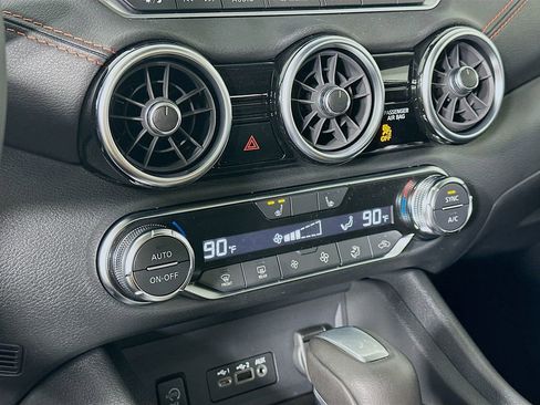 New 2025 Nissan Sentra SR image 21