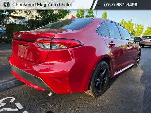 Used 2020 Toyota Corolla LE FWD image 6