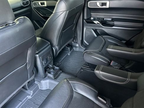 Used 2022 Ford Explorer ST w/ ST Street Pack image 14