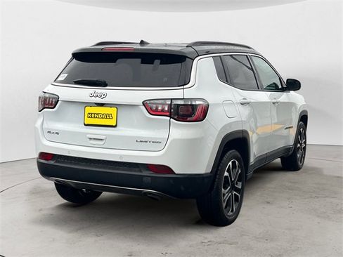 Used 2023 Jeep Compass Limited image 5