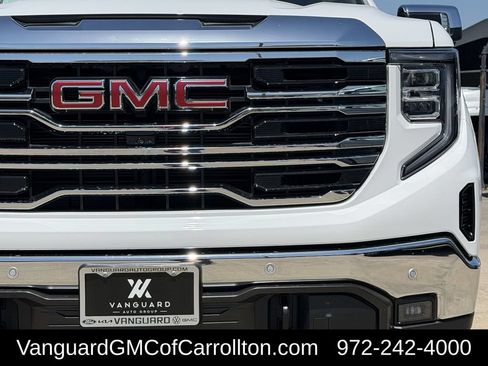 New 2026 GMC Sierra 1500 SLT AWD/4WD image 8