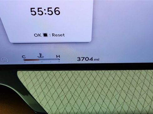 Used 2025 Genesis GV80 3.5T Prestige image 40